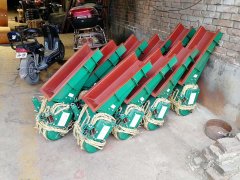 現貨供應各種型號電磁振動給料機、GZ電磁給料機、礦用電磁振動給